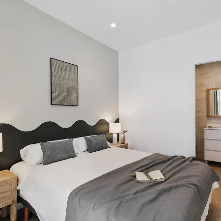 Faro - 2 Bedroom In Eixample Esquerra * برشلونة