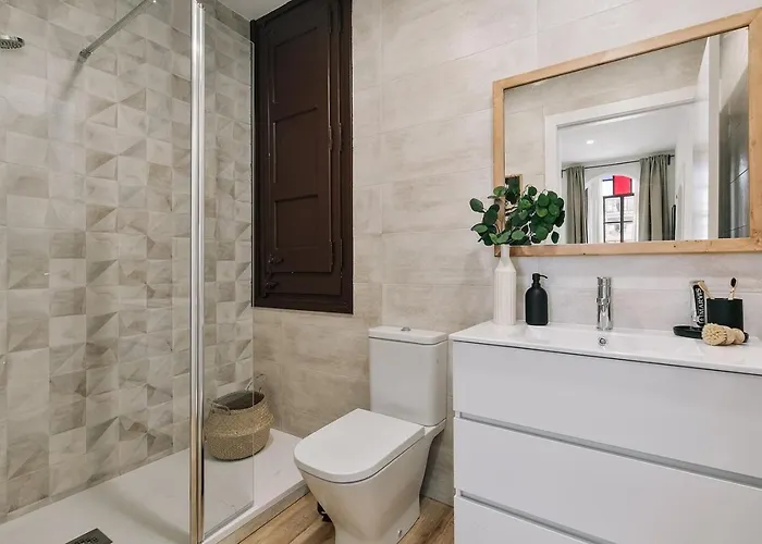 Faro - 2 Bedroom In Eixample Esquerra *